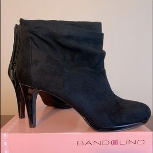 Bandolino Ankle booties